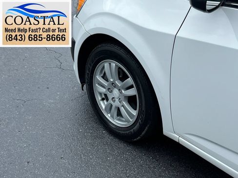 Used 2016 Chevrolet Sonic LT FWD image 25