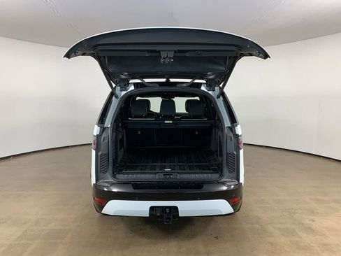 Used 2023 Land Rover Discovery S R-Dynamic AWD/4WD image 12