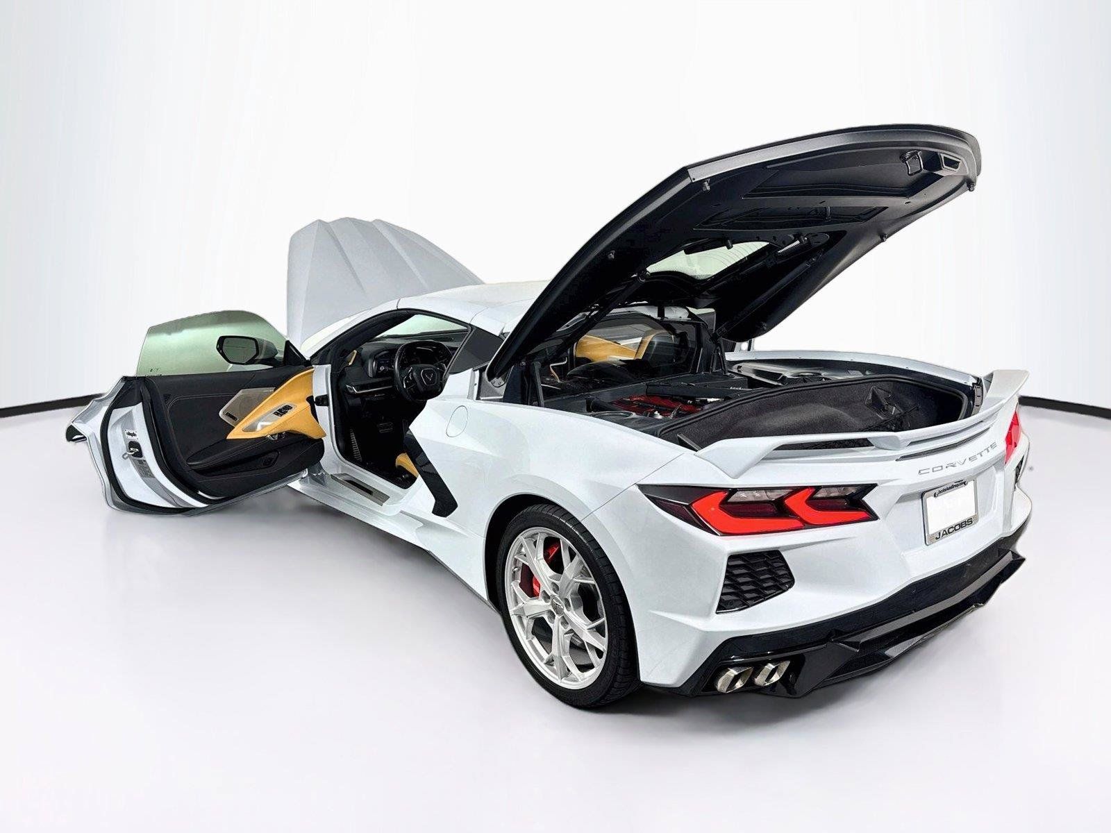 Used 2021 Chevrolet Corvette Stingray Preferred Cpe w/ Z51 Performance Package RWD image 37