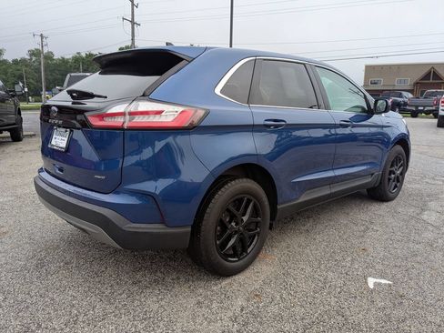 Used 2023 Ford Edge SEL w/ Convenience Package AWD/4WD image 5
