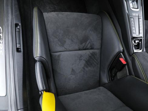 Used 2018 Porsche 911 GT2 RS image 26