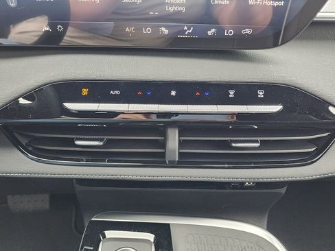 New 2026 Buick Enclave Sport Touring w/ Power Package FWD image 31