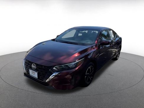 Used 2024 Nissan Altima 2.5 SV FWD image 3