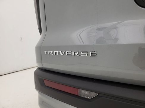 New 2026 Chevrolet Traverse LT w/ Driver Confidence Package image 25