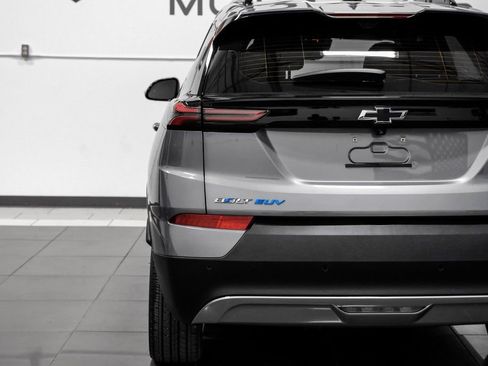 Used 2023 Chevrolet Bolt EUV Premier image 53