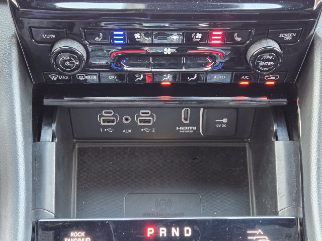 Certified 2023 Jeep Grand Cherokee Trailhawk w/ Luxury Tech Group III AWD/4WD image 22