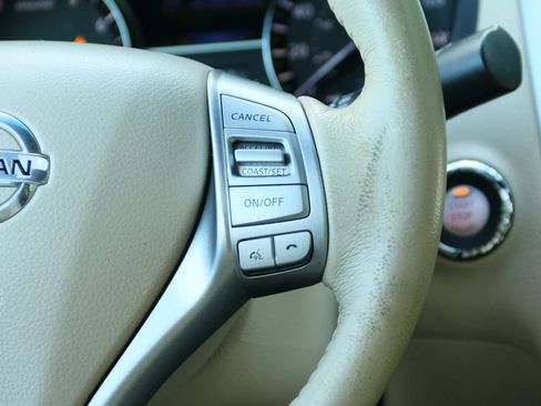 Used 2014 Nissan Altima 2.5 SL w/ Technology Package FWD image 22