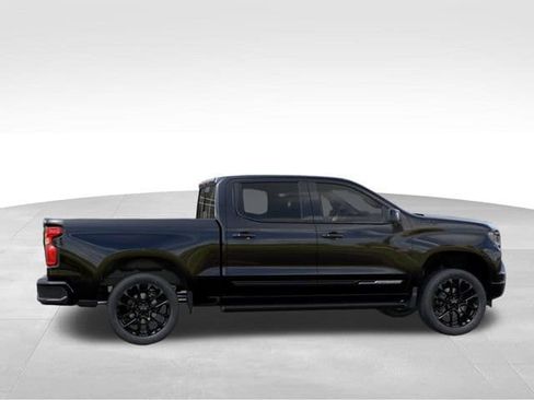 New 2026 Chevrolet Silverado 1500 High Country AWD/4WD image 5