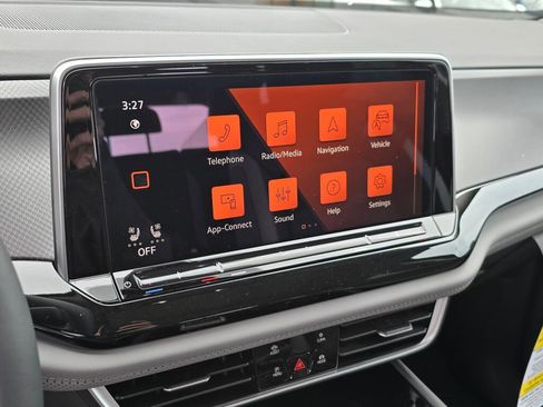 New 2026 Volkswagen Atlas Peak Edition AWD/4WD image 18