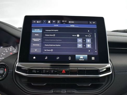 New 2026 Jeep Compass Latitude w/ Sun and Sound Group image 24