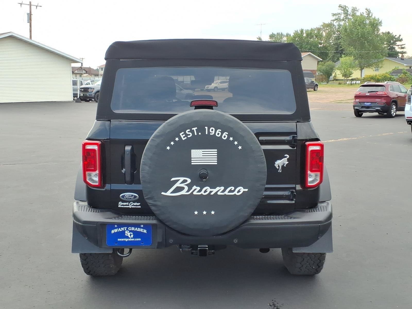 Used 2023 Ford Bronco Black Diamond AWD/4WD image 5