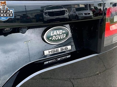 Used 2018 Land Rover Discovery HSE AWD/4WD image 11