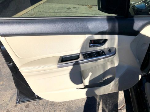 Used 2015 Subaru Crosstrek 2.0i Premium w/ Popular Package #2 image 10