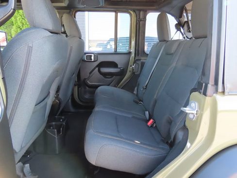 Used 2026 Jeep Wrangler Unlimited Sport AWD/4WD image 23