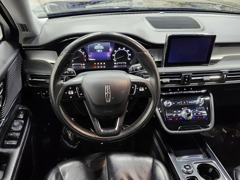 Used 2021 Lincoln Corsair AWD w/ Premium Package image 27