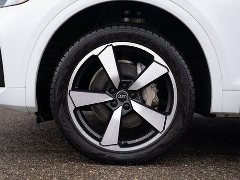 Used 2023 Audi Q5 2.0T Premium Plus w/ Premium Plus Package image 12