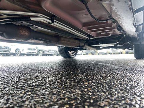 Used 2019 Ford Explorer Platinum image 30