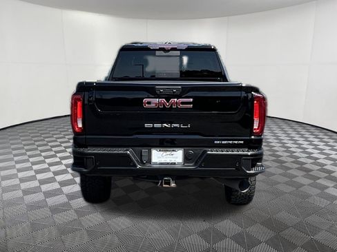 Used 2021 GMC Sierra 3500 Denali w/ Denali Ultimate Package AWD/4WD image 5