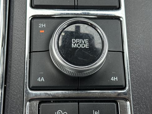Certified 2024 Ford Expedition Max Platinum AWD/4WD image 23