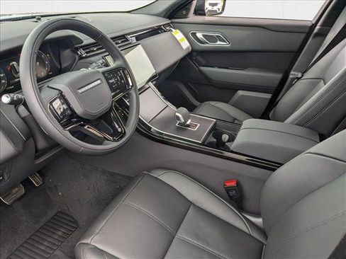 New 2026 Land Rover Range Rover Velar Dynamic SE image 3