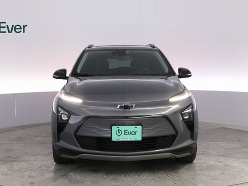 Used 2022 Chevrolet Bolt EUV Premier w/ Sun & Sound Package image 3