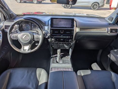 Used 2023 Lexus GX 460 Luxury w/ Sport Design Package AWD/4WD image 28