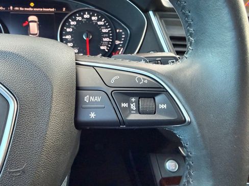 Used 2019 Audi Q5 2.0T Premium w/ Convenience Package image 22