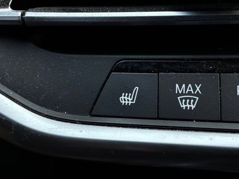 Used 2019 BMW X5 xDrive40i w/ Premium Package image 35