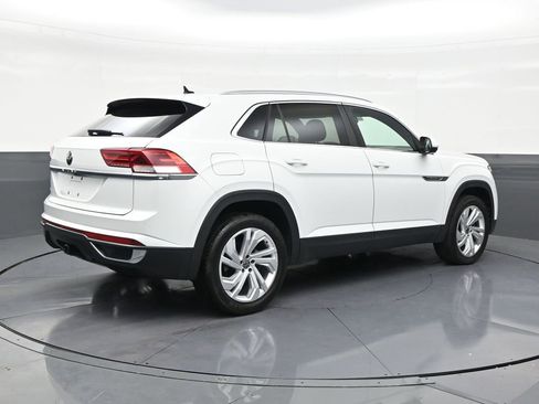 Used 2021 Volkswagen Atlas Cross Sport SEL FWD image 5