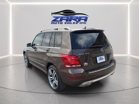 Used 2015 Mercedes-Benz GLK 350 4MATIC image 5