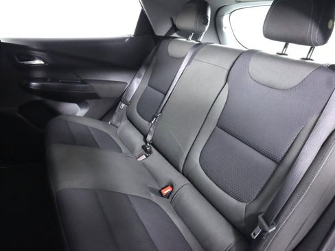 Used 2023 Chevrolet Bolt LT FWD image 31