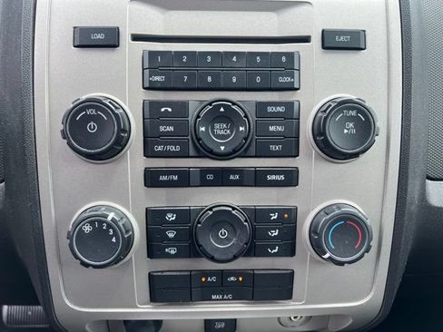 Used 2011 Ford Escape XLT FWD image 26