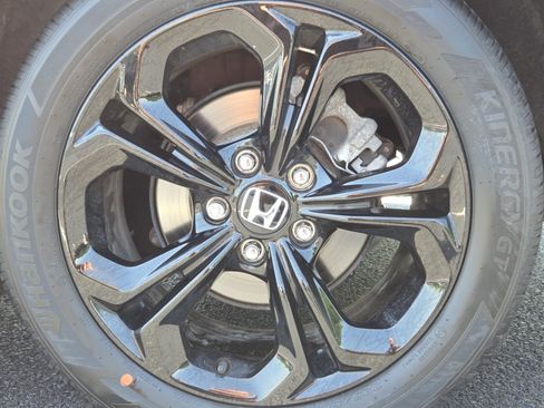 Certified 2025 Honda Accord SE image 13