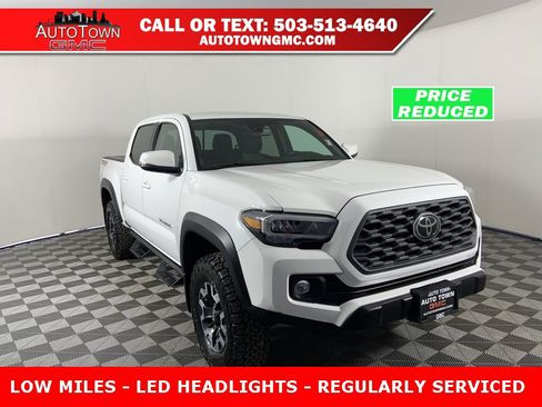 Used 2021 Toyota Tacoma TRD Off-Road image 1