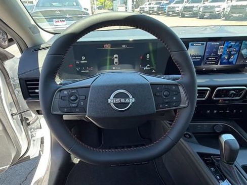 New 2026 Nissan Sentra SR w/ Floor Mat Package FWD image 26