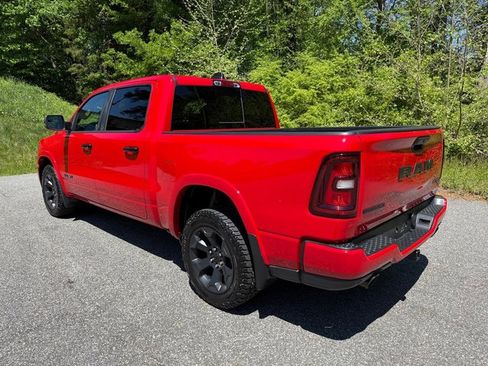 Used 2025 RAM 1500 Big Horn AWD/4WD image 9