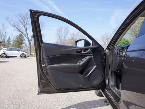 Used 2014 MAZDA MAZDA3 i Sport FWD image 13