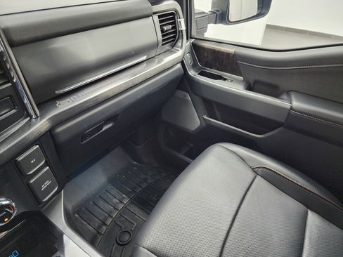 Used 2023 Ford F350 Lariat AWD/4WD image 12