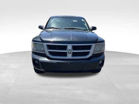 Used 2011 Dodge Dakota Big Horn AWD/4WD image 2