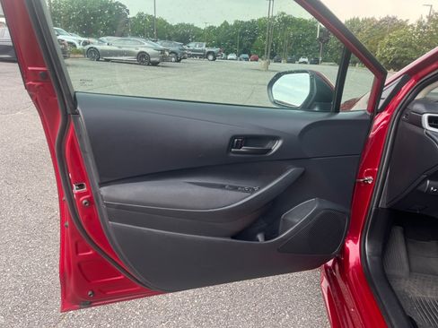 Used 2026 Toyota Corolla LE FWD image 33