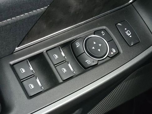 Used 2025 Ford F350 Lariat w/ Lariat Ultimate Package image 16