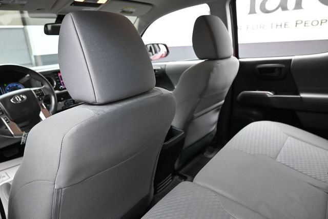 Used 2022 Toyota Tacoma SR5 RWD image 24