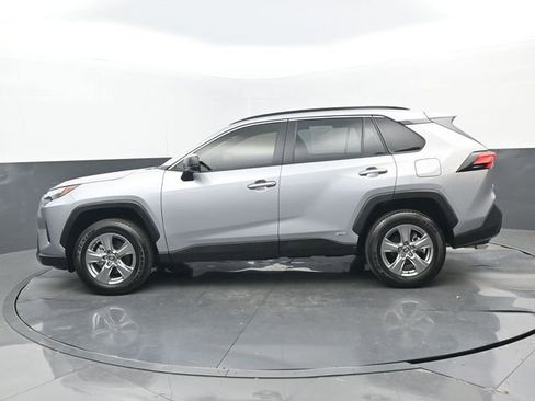Used 2025 Toyota RAV4 LE image 22