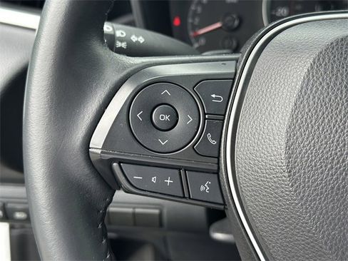 Used 2022 Toyota Corolla SE image 25