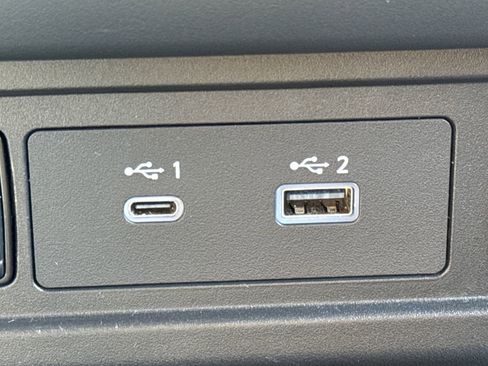 Used 2023 Nissan Frontier SV w/ Technology Package image 36