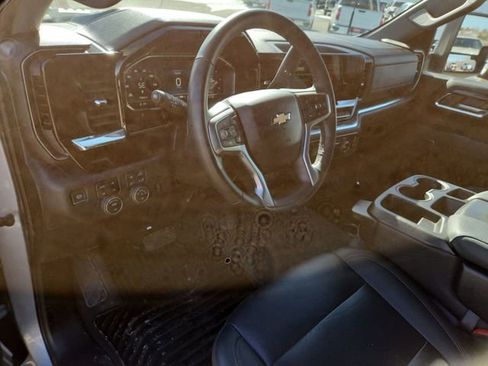 Certified 2024 Chevrolet Silverado 3500 LTZ image 10