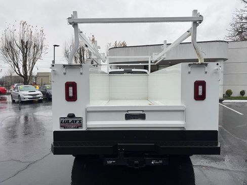 Used 2007 Ford F450 2WD Regular Cab Super Duty image 4