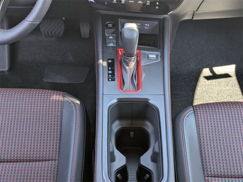 New 2026 Nissan Kicks SR image 18