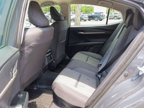 Used 2025 Toyota Camry LE FWD image 10