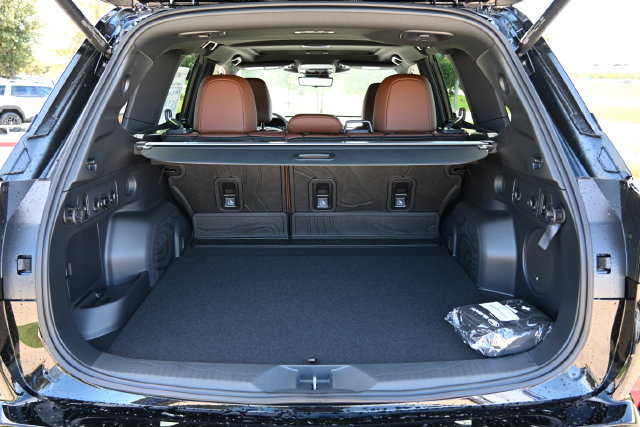New 2026 Subaru Forester Touring AWD/4WD image 15